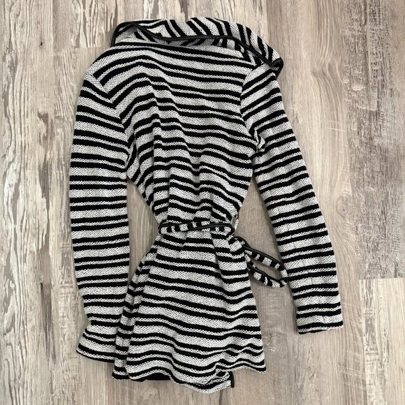 Tart Collections Black White Striped Belted Cardigan Women’s XS - Picture 2 of 13
